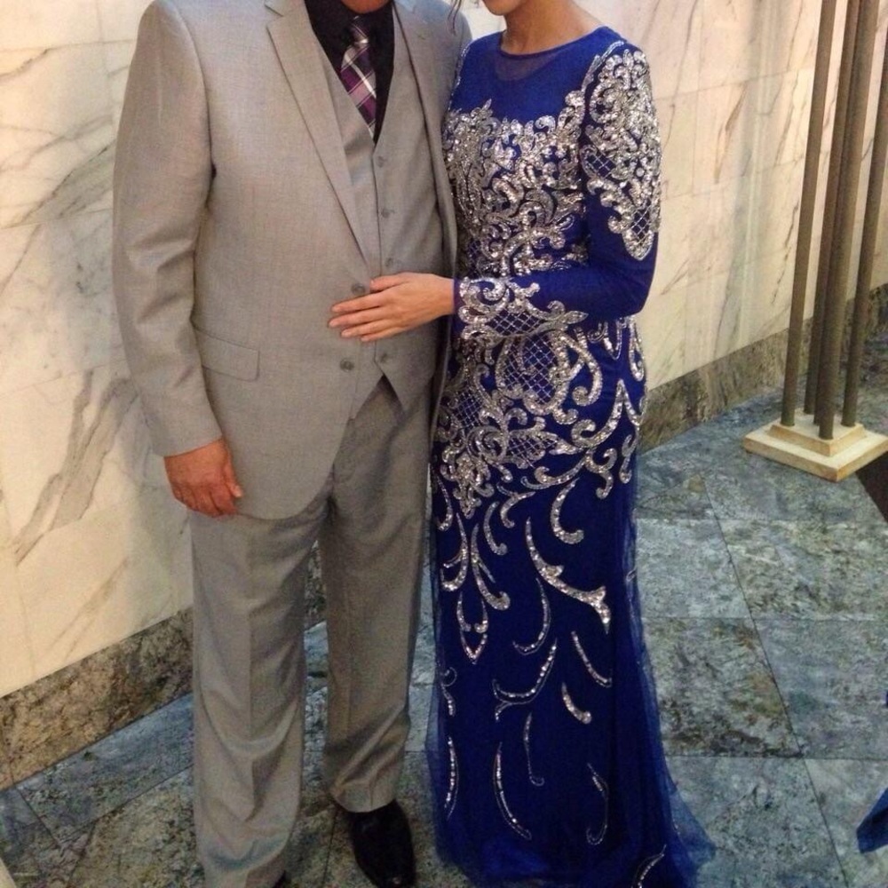 Women’s Royal Blue Long Sleeve Prom Dress Size 6